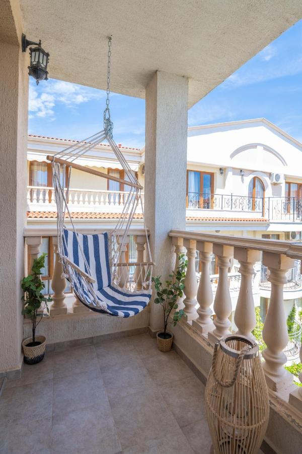 Royal Bay Apartments With Self Check-In Sveti Vlas Exterior photo