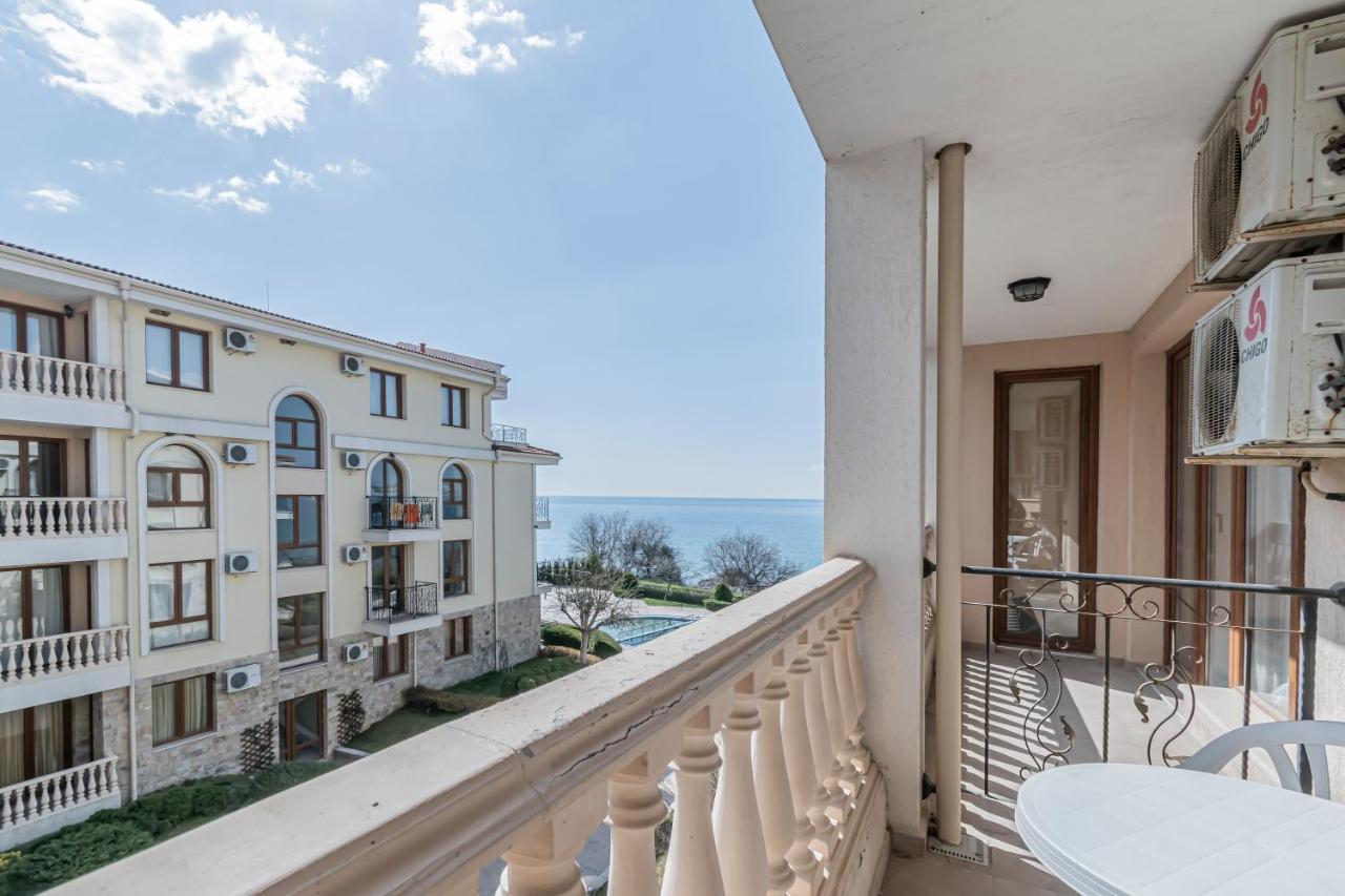 Royal Bay Apartments With Self Check-In Sveti Vlas Exterior photo